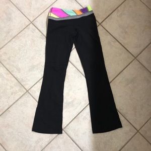 ivivva kids size 10 black work out/ everyday pants